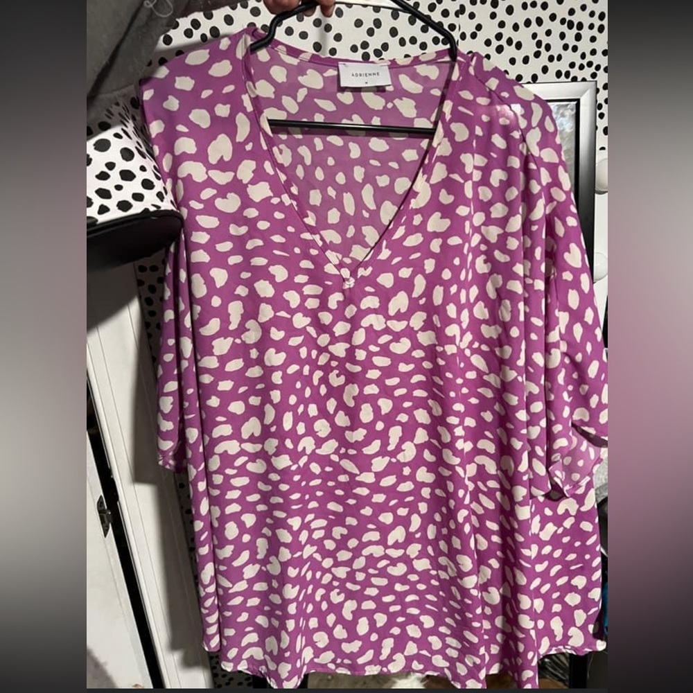 Size M Adrienne purple leopard blouse